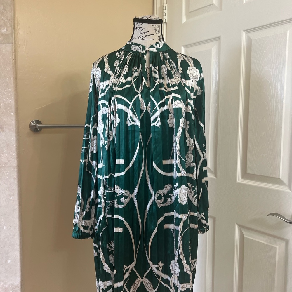 The Moon teal patterned dress!